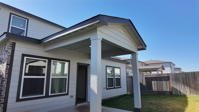 Foto del edificio - 8356 Bristlecone Pne Wy