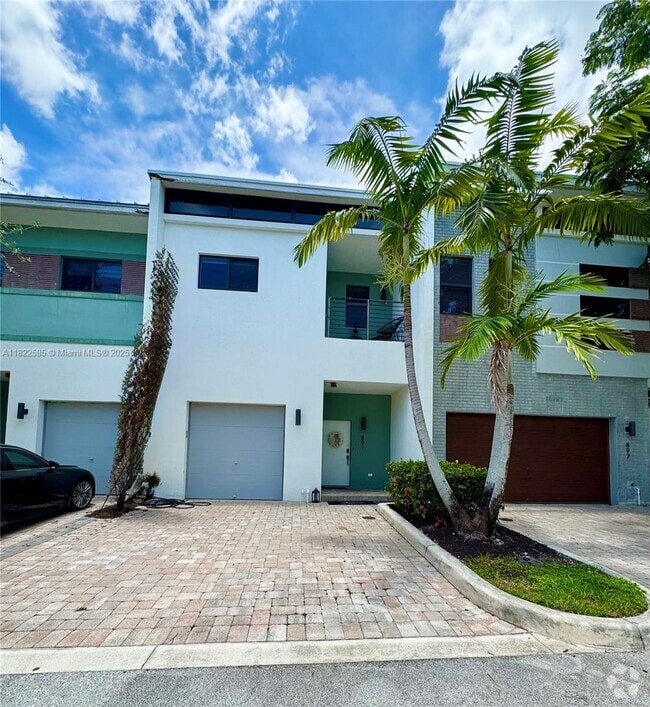 Building Photo - 891 NW 45th Terrace