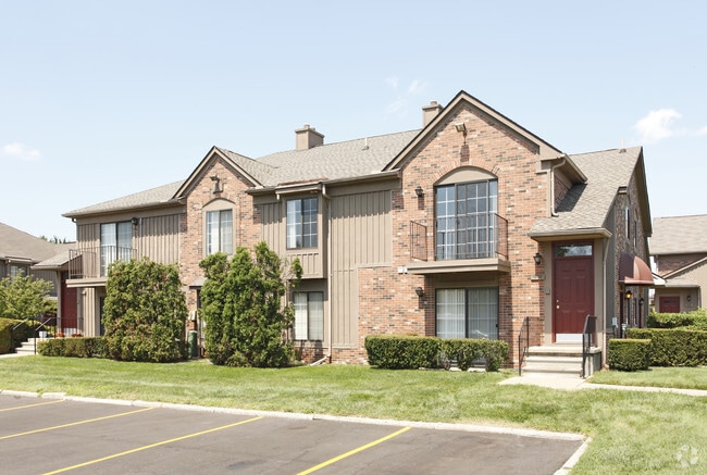 Building Photo - Pilgrim Village - Canton, MI