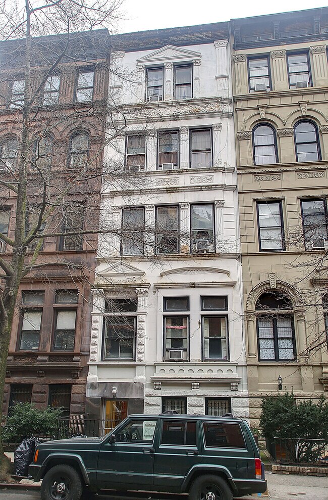 Edificio - 64 W 82nd St