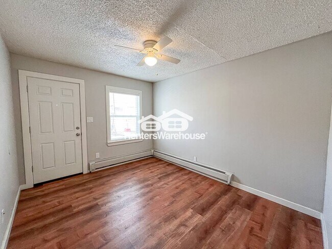 Foto del edificio - 3671 S Knox Ct