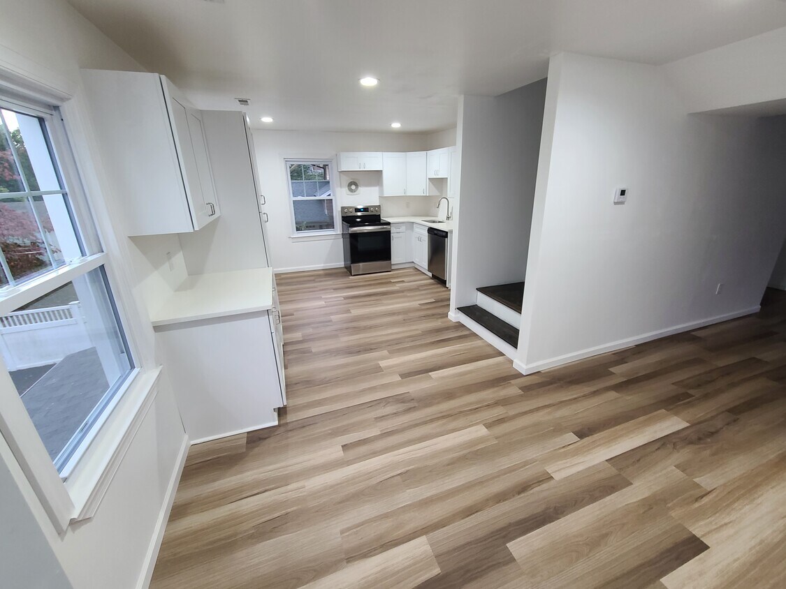 Foto principal - 21 S Harwood Ave