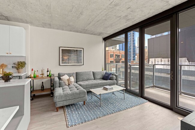 Photo - 203 W Huron St Apartment