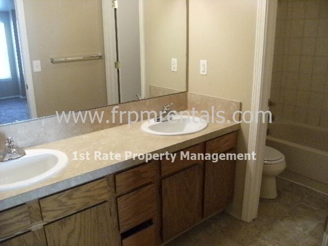 Foto del edificio - 2833 W Malad St