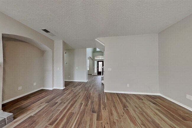 Foto del edificio - 19410 Kacey Ln Ct