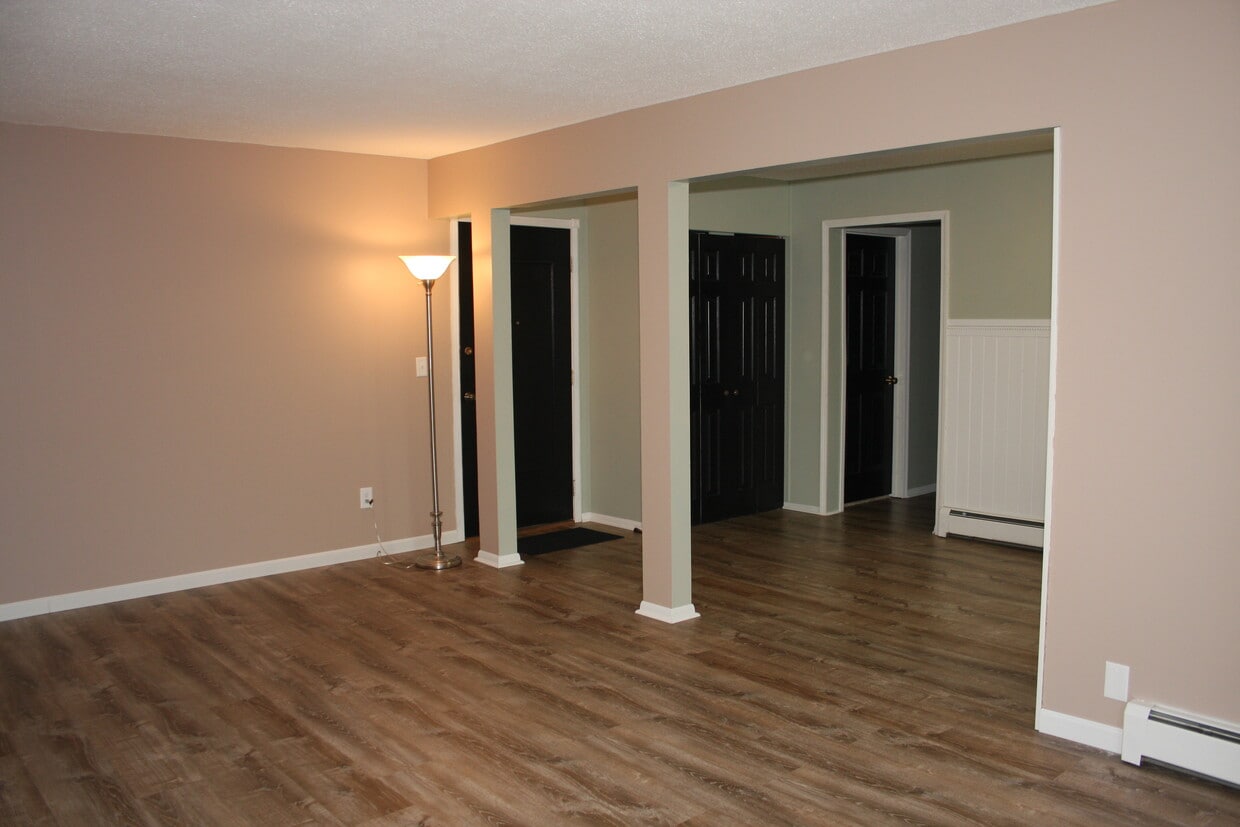 Foto principal - 521 19th St NW
