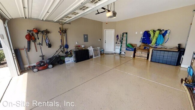 Building Photo - 4 br, 2.5 bath House - 2245 Courtland drive