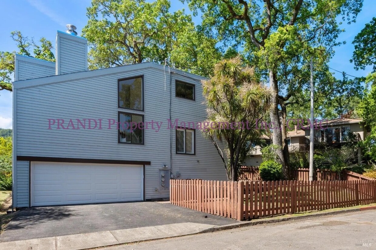 Primary Photo - Charming Duplex on Quiet Street with Moder...