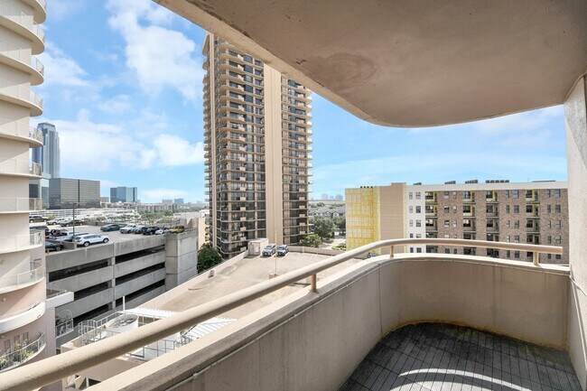 Foto del edificio - 3525 Sage Rd
