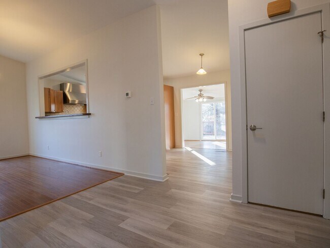 Foto del edificio - Move in ready 3 bedroom home