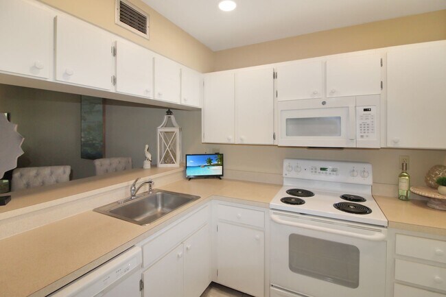 Foto del edificio - Venice Seasonal Condo in Plantation Golf and Country Club