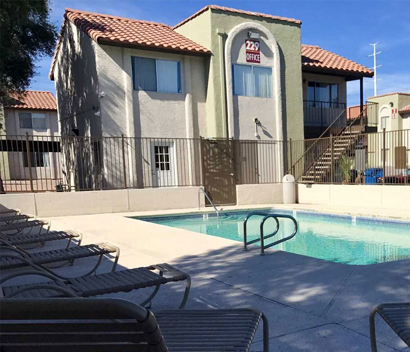 Foto del edificio - 5425 E Tropicana Ave
