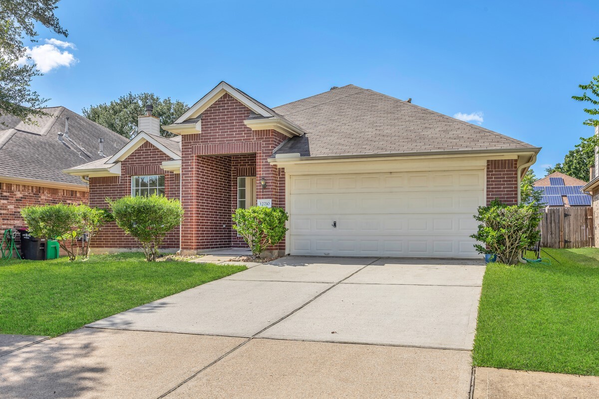 Primary Photo - 12210 Woody Hollow Dr