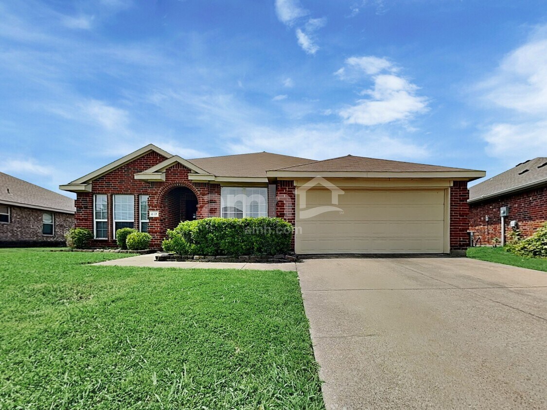 Foto principal - 617 Chestnut Ct