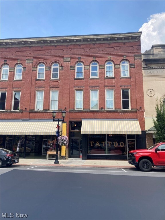 Primary Photo - 641 Wheeling Ave