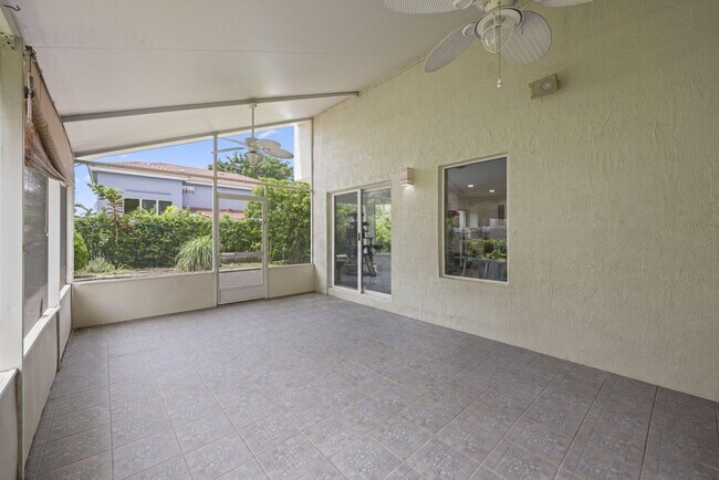 Foto del edificio - 4734 NW 5th Ct