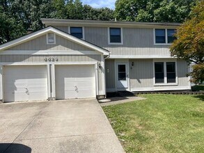Building Photo - 8829 Greenburg Dr
