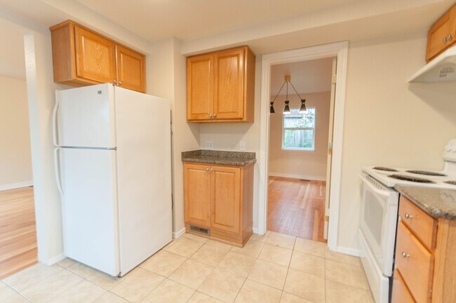 Foto del edificio - Charming 2-Bedroom, 2-Bathroom House on South Garden Street, Seattle