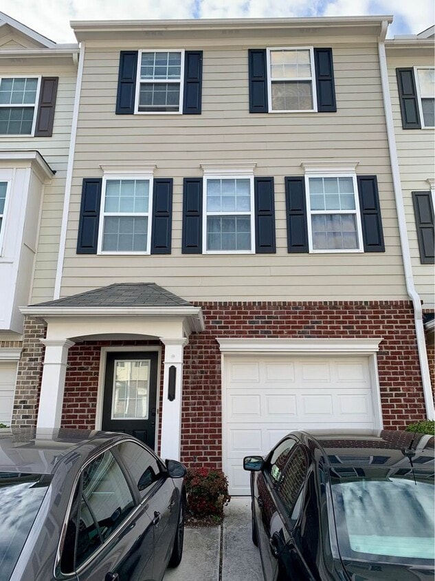 Front - 6894 Slate Stone Way SE