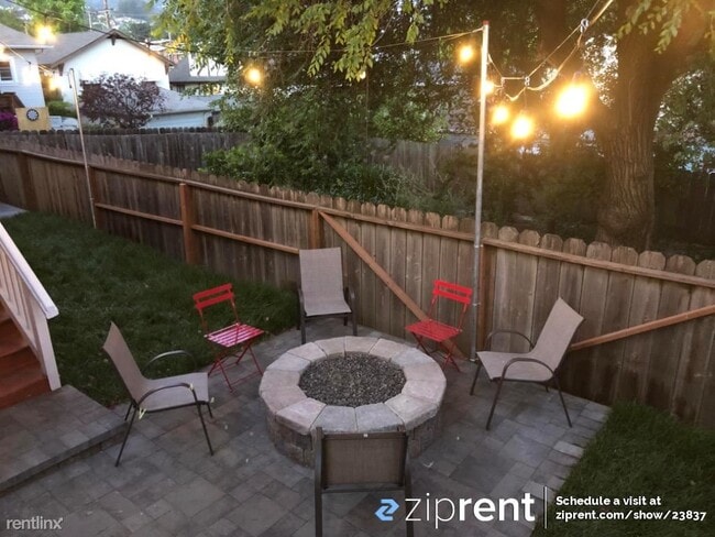 Building Photo - 2 br, 1 bath House - 2548 Scenic Avenue, O...