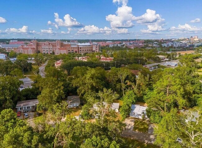 Foto del edificio - 1505 Atkamire Dr