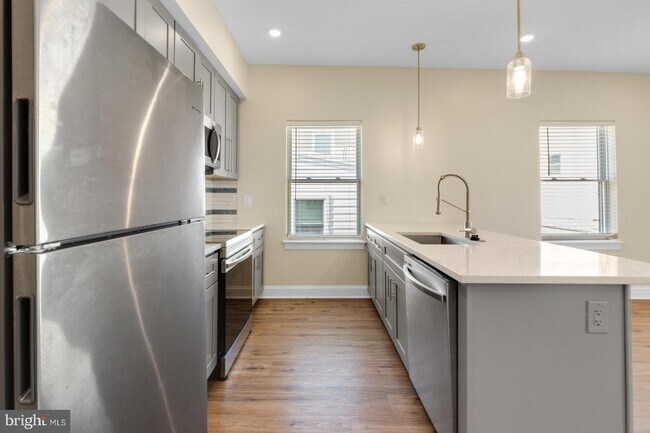 Building Photo - 509 Gorgas Ln