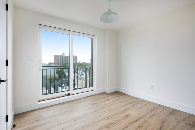 Foto del edificio - 3421 Glenwood Rd