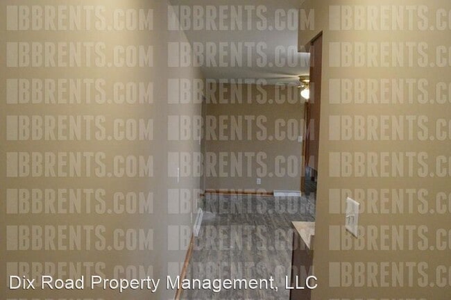 Building Photo - 3 br, 2.5 bath House - 3010 Grand Avenue,