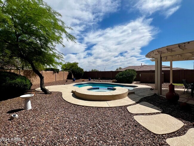 Foto del edificio - 2361 W Turtle Hill Ct