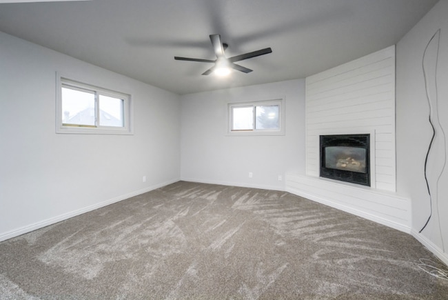 Building Photo - 445 N 100 E