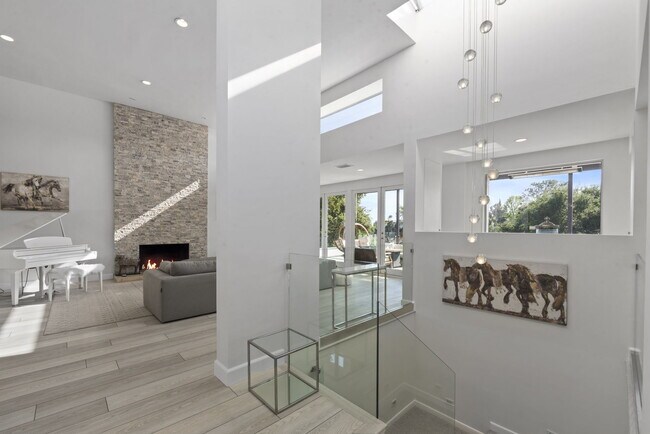 Foto del edificio - 641 Walther Way
