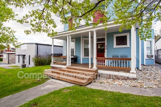 Building Photo - 813 Hall of Fame Dr