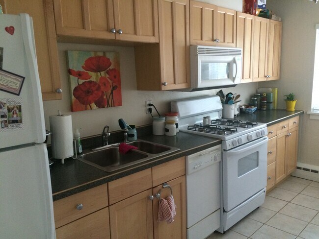 Foto del edificio - 3636 Grand Ave S