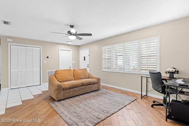 Building Photo - 999 Emerald Rd SE