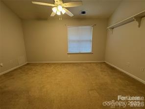 Foto del edificio - 8763 Robinson Forest Dr