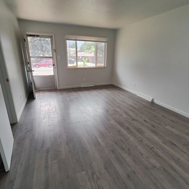 Foto del edificio - 2 Bedroom in North Boulder Triplex