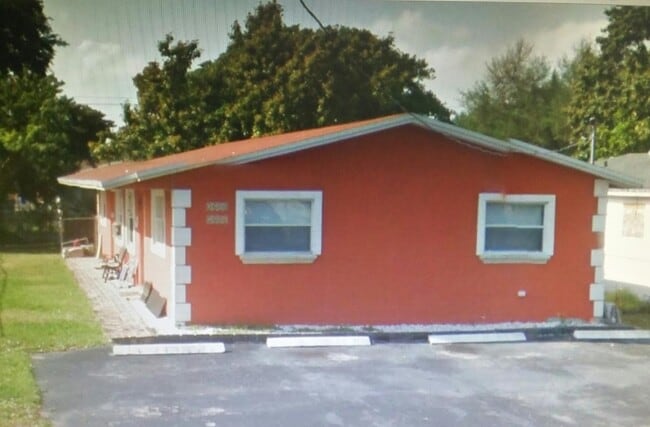 Available Soon 1st/Last/Sec. - 5644 Pierce St