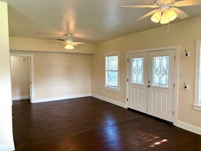 Foto del edificio - 3009 W Bay Ct Ave