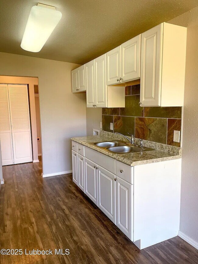 Foto del edificio - Updated Property in Central Lubbock!