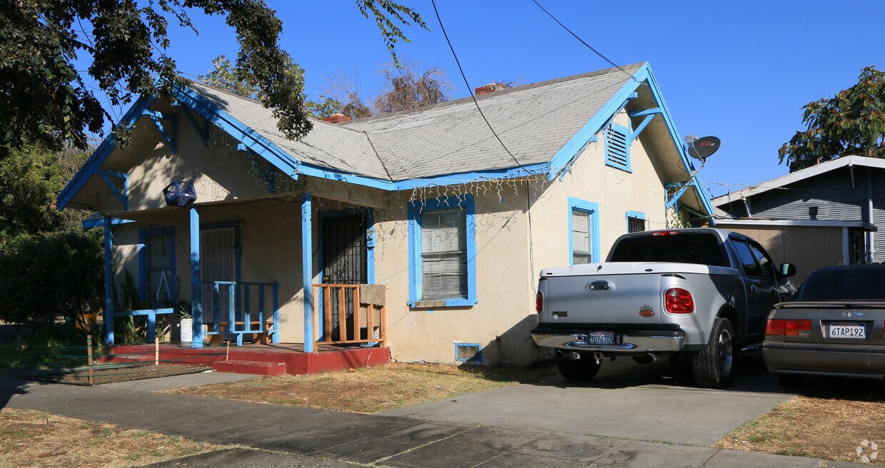 Building Photo - 501-503 E. 4th/5115 Calif