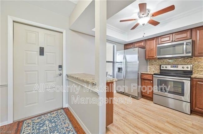 Building Photo - 8366 Charter Club Cir