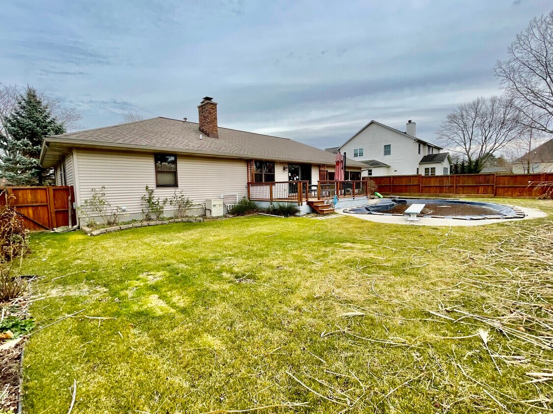 1110 Alden Ct, Holland, MI 49423 House Rental in Holland, MI