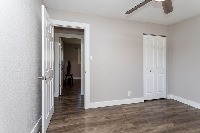 Foto del edificio - Charming 3BR Home with Updated Amenities &...