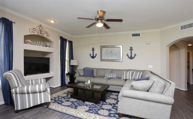 Building Photo - 1 bedroom in Friendswood TX 77546