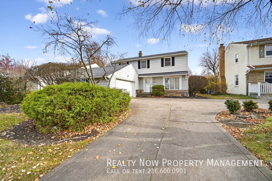 Primary Photo - 2171 Cedarview Dr