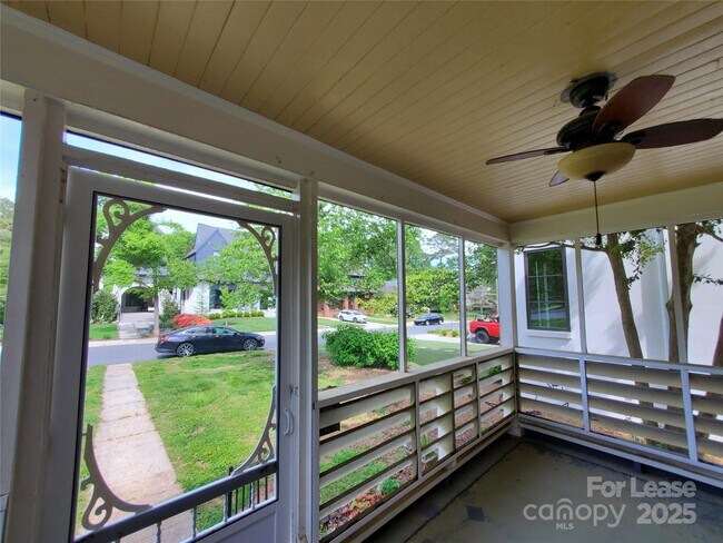 Foto del edificio - 2302 Chesterfield Ave