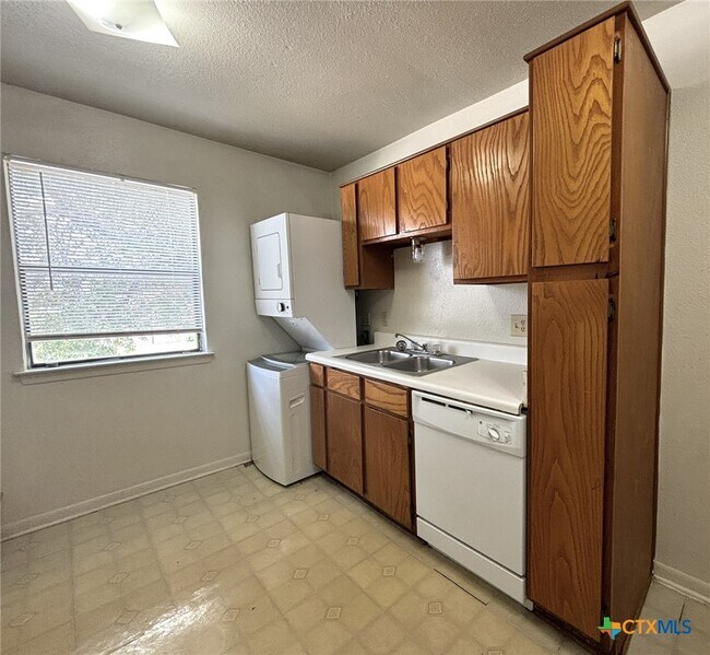 Foto del edificio - 305 Northern Dove Ln
