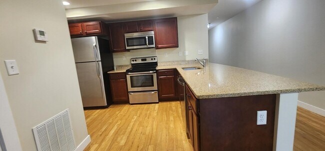 Foto del edificio - 20 Pond St