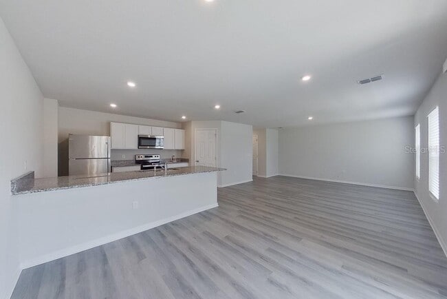 Building Photo - 1701 Minnesota Rd