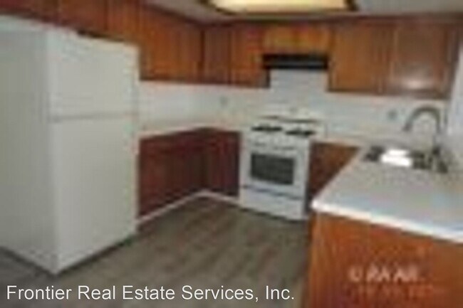 Building Photo - 2 br, 2 bath House - 233 E Upjohn Ave